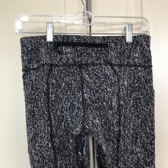 Lululemon pace rival crop - Picture 5 of 6